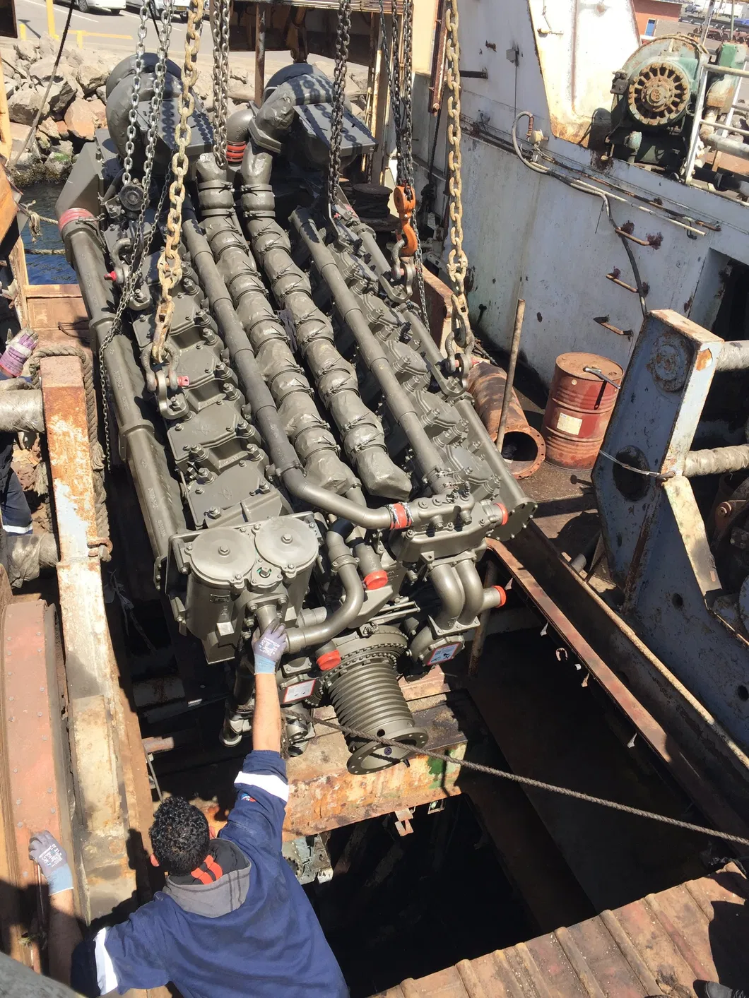 1800HP 1200rpm Marine Diesel Motor Germany Technology Main Engine 12cylinders