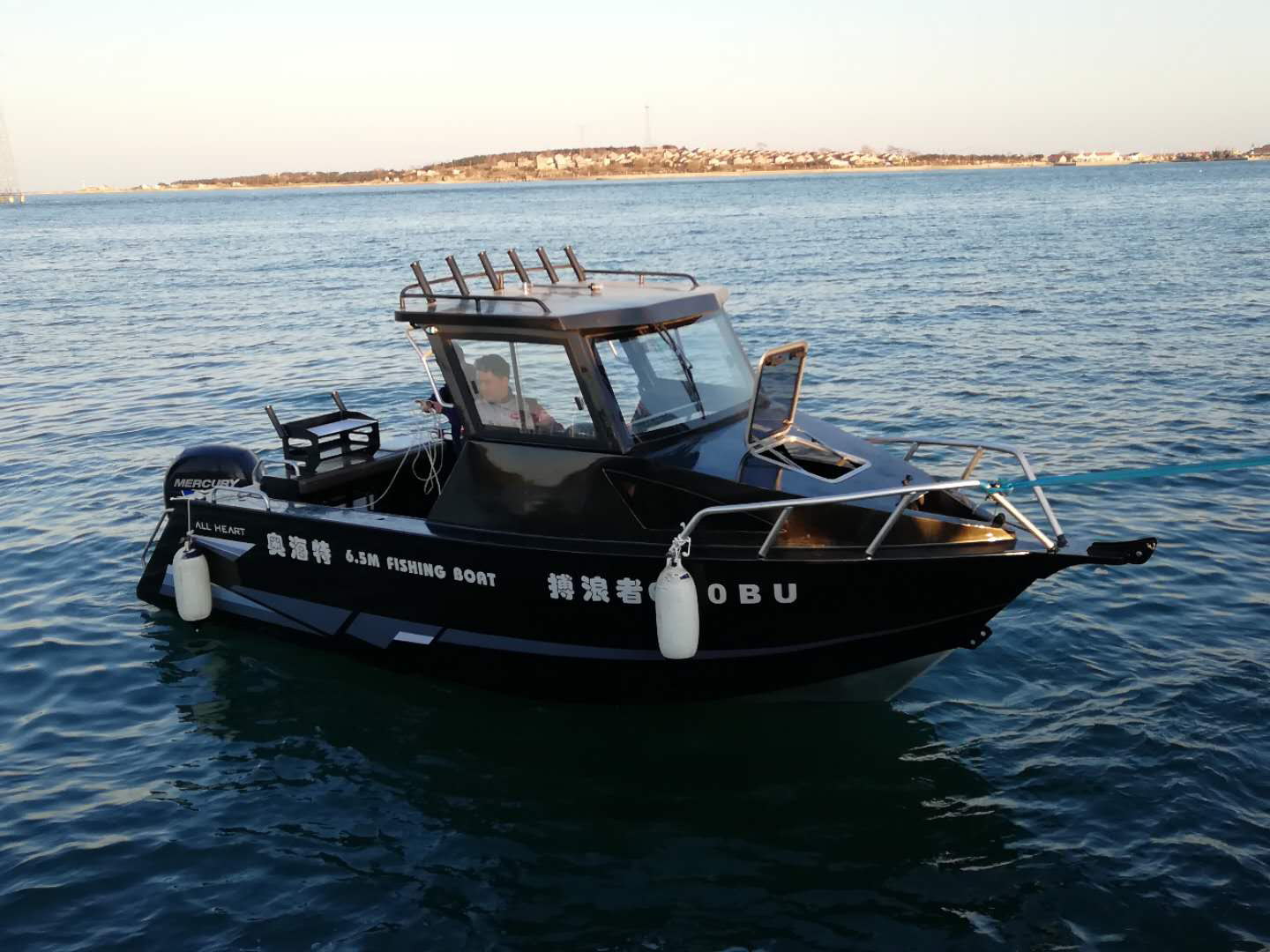 What Makes a 21FT Aluminum Alloy Recreational Fishing Boat Ideal for Modern Fishing Adventures?