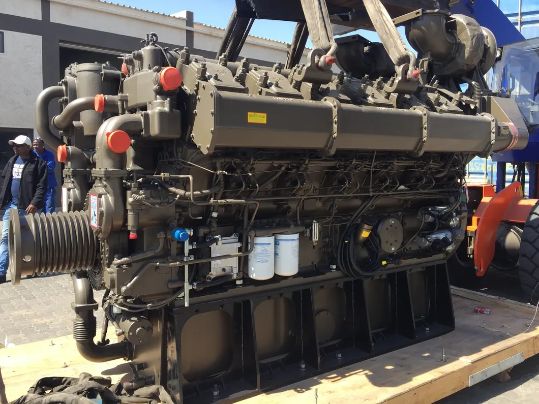2200HP Motor Marino Diesel Yuchai Marine Engine 2200HP Main Engine