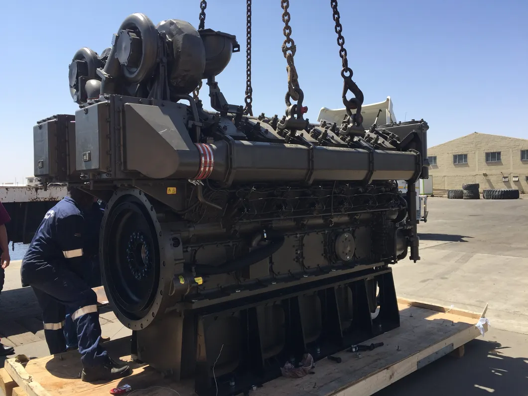 2200HP Motor Marino Diesel Yuchai Marine Engine 2200HP Main Engine