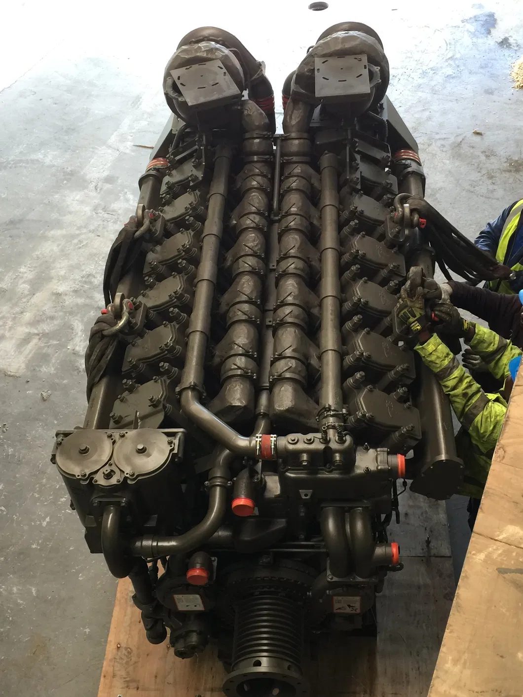 2200HP Motor Marino Diesel Yuchai Marine Engine 2200HP Main Engine