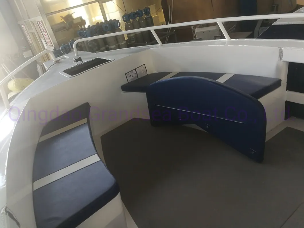 China 7.5m 25FT Aluminum Family Pleasure Boat with Outboard Engine