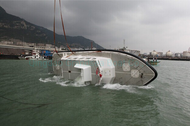 Chinese Manufacturer 56FT Self Righting Rescue Motor Patrol Boat for Sale China