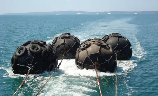 Marine Floating Pneumatic Fender with Aircraft for Ship Berthing