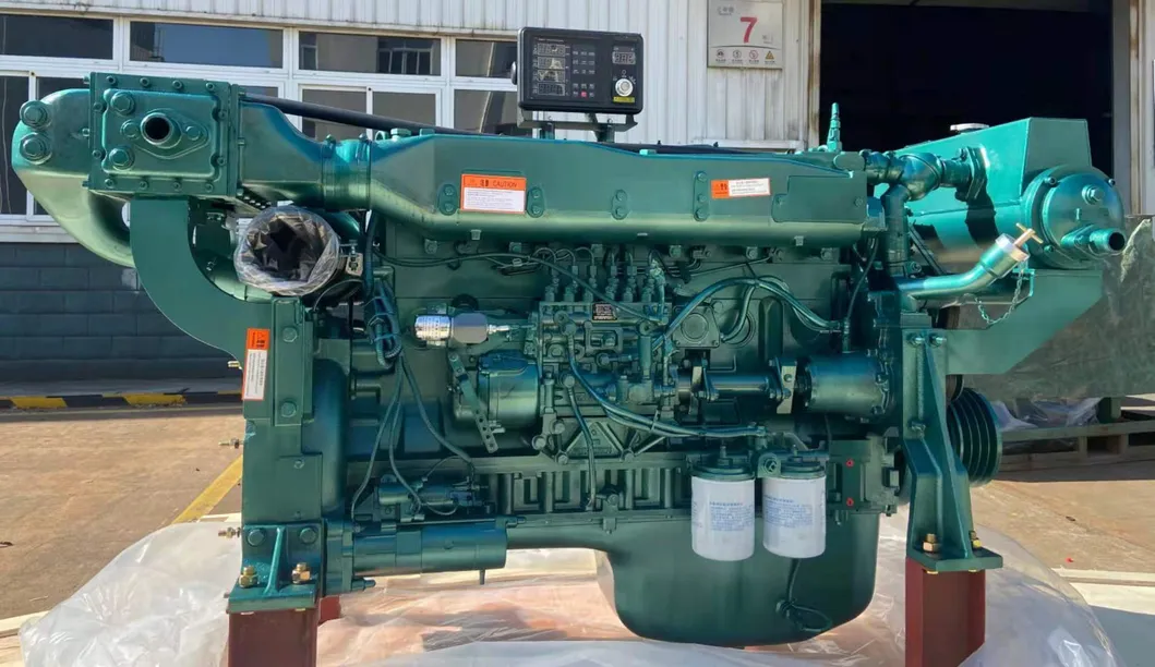 Sinotruk Steyr Wd615, D12 Diesel Marine Engine for India